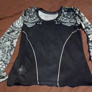 INKnBURN Black and White Long Sleeve Tee